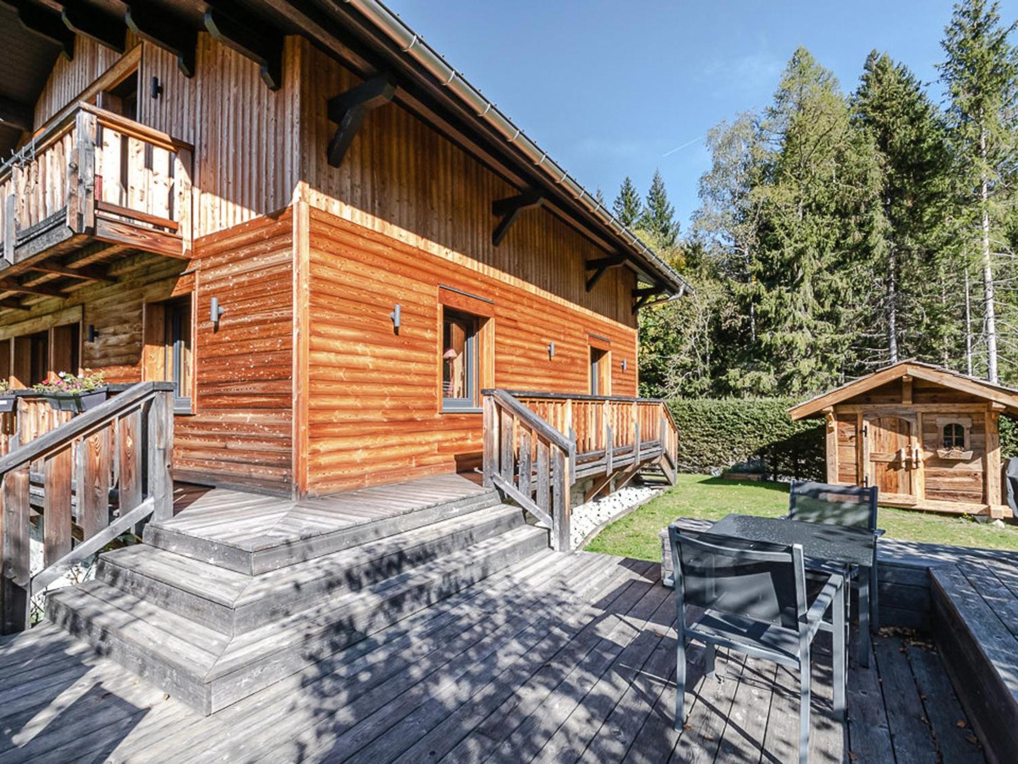 Superbe Avec Grand Jardin, 5 Chambres, Parking Et Wifi - Fr-1-343-177