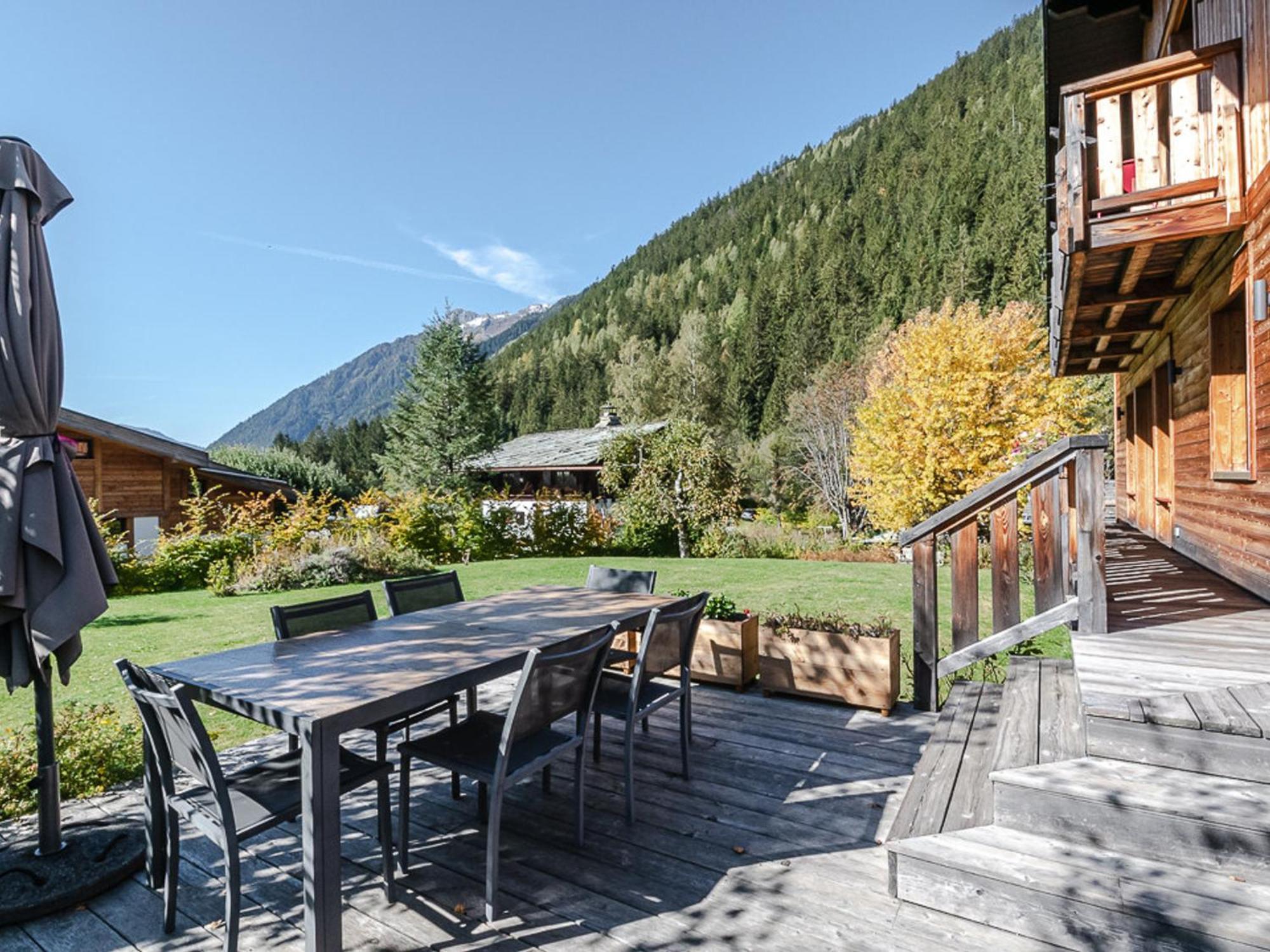 Chalé Superbe Avec Grand Jardin, 5 Chambres, Parking Et Wifi - Fr-1-343-177 *