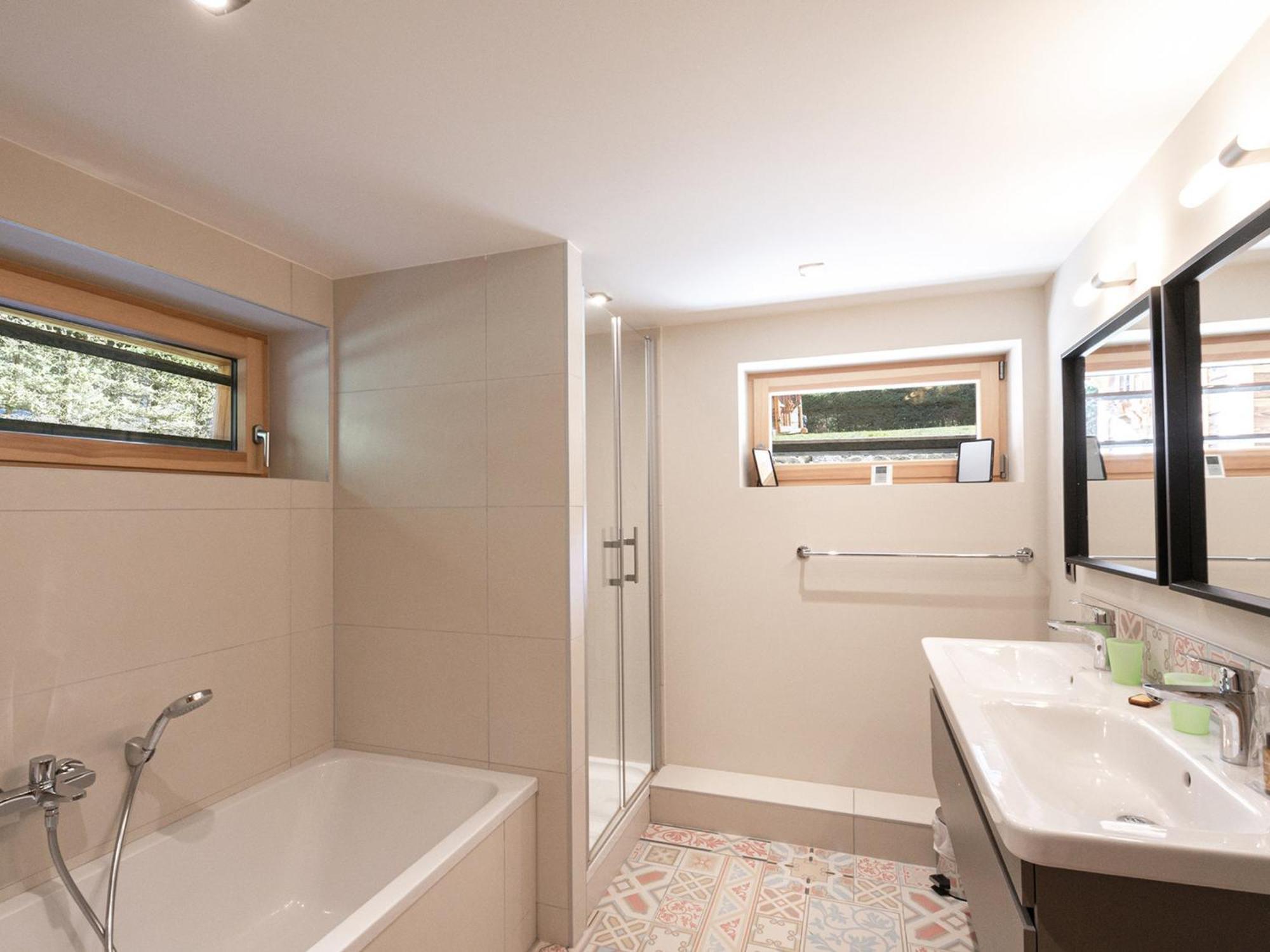 Superbe Avec Grand Jardin, 5 Chambres, Parking Et Wifi - Fr-1-343-177 Chalé Chamonix