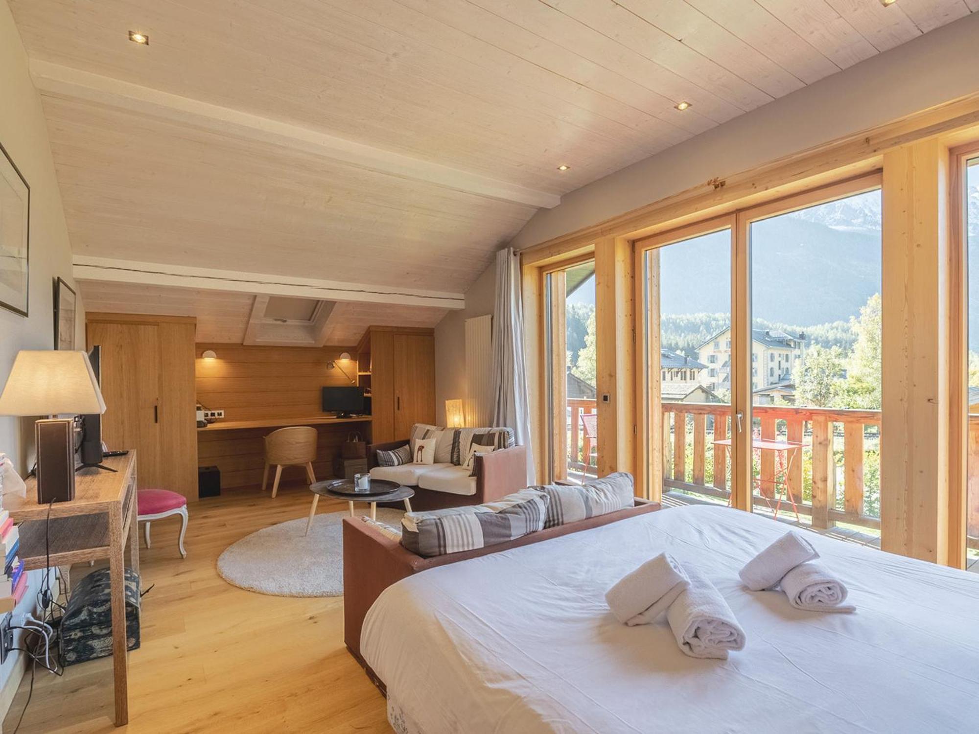 Superbe Avec Grand Jardin, 5 Chambres, Parking Et Wifi - Fr-1-343-177 *